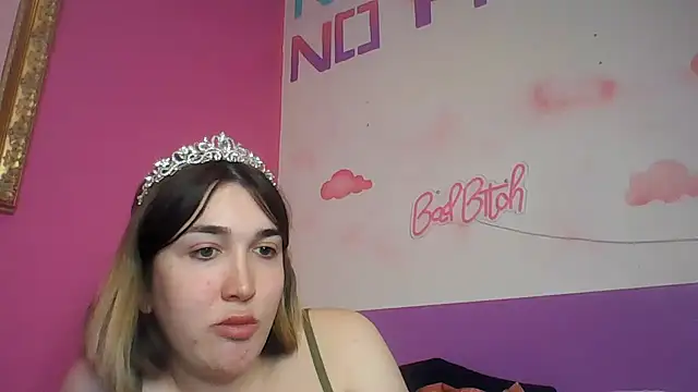 Snapshot of Icy__Diamond chatting on May 2026 08:15:01 PM Icy Diamond online show from May 2026 08:15:01 PM