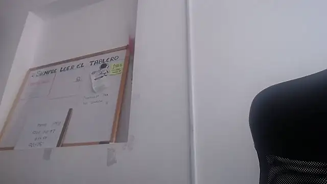 Snapshot of Siren_Indira chatting on March 2025 07:42:02 PM Siren Indira online show from March 2025 07:42:02 PM