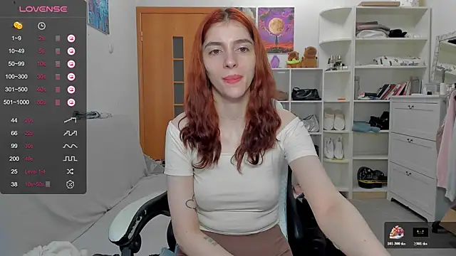 Snapshot of broosnica1 chatting on June 2026 05:56:02 AM broosnica1 online show from June 2026 05:56:02 AM