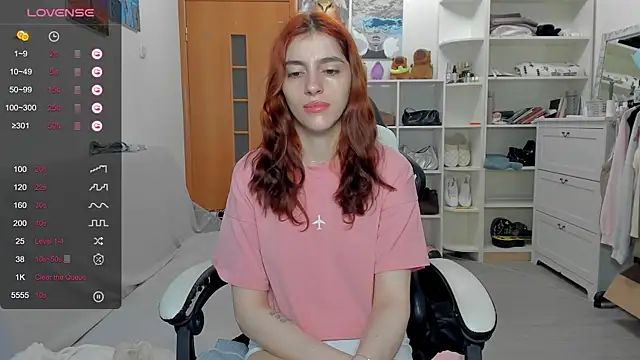 Snapshot of broosnica1 chatting on June 2026 05:12:01 AM broosnica1 online show from June 2026 05:12:01 AM