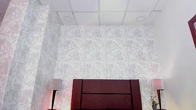 xenia golden online show from December 2025 01:52:02 PM