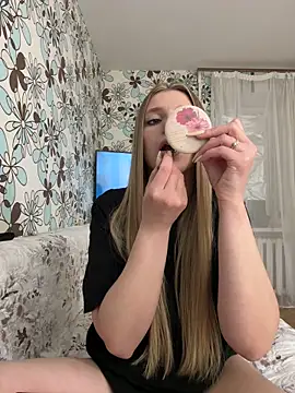 adel secret online show from April 2026 08:23:01 PM