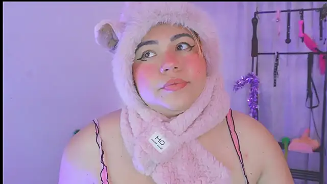 Snapshot of Samanta_cutee chatting on December 2025 07:21:02 PM Samanta cutee online show from December 2025 07:21:02 PM