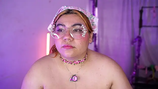 Snapshot of Samanta_cutee chatting on January 2026 09:02:02 PM Samanta cutee online show from January 2026 09:02:02 PM