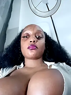 Busty Bambi online show from May 2026 06:09:01 PM
