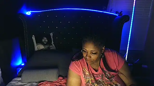 Snapshot of msyvette1970@xh chatting on January 2025 02:30:02 PM msyvette1970xh online show from January 2025 02:30:02 PM