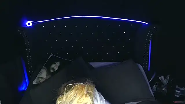 Snapshot of msyvette1970@xh chatting on March 2025 03:51:01 PM msyvette1970xh online show from March 2025 03:51:01 PM