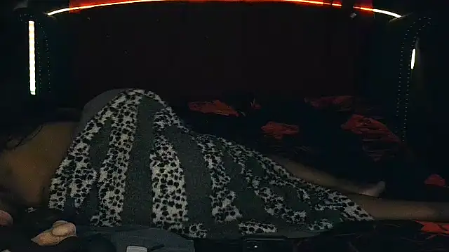 Snapshot of msyvette1970@xh chatting on November 2025 08:25:02 AM msyvette1970xh online show from November 2025 08:25:02 AM