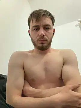 Julian128 online show from March 2026 09:38:02 PM