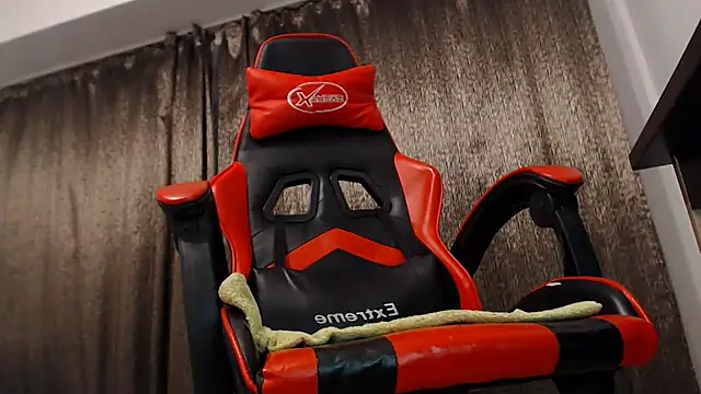 EmmaStward online show from January 2025 09:47:02 PM