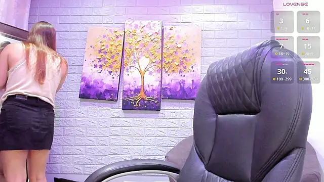  LaraMom  online show from March 2026 07:40:01 PM