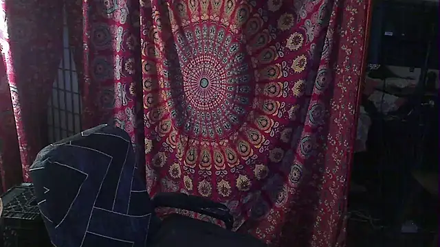 Snapshot of Ireallysquirt chatting on February 2026 02:05:01 AM Ireallysquirt online show from February 2026 02:05:01 AM