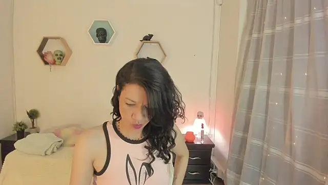 Snapshot of Paloma_victory chatting on October 2025 07:09:02 PM Paloma victory online show from October 2025 07:09:02 PM