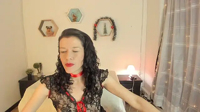 Snapshot of Paloma_victory chatting on December 2025 10:05:01 PM Paloma victory online show from December 2025 10:05:01 PM