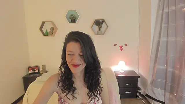 Snapshot of Paloma_victory chatting on April 2026 05:54:01 PM Paloma victory online show from April 2026 05:54:01 PM