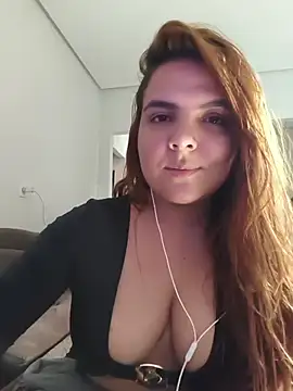 Snapshot of Bruninha_Hot10 chatting on June 2026 12:22:01 PM Bruninha Hot10 online show from June 2026 12:22:01 PM