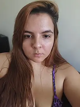 Snapshot of Bruninha_Hot10 chatting on June 2026 10:48:01 AM Bruninha Hot10 online show from June 2026 10:48:01 AM