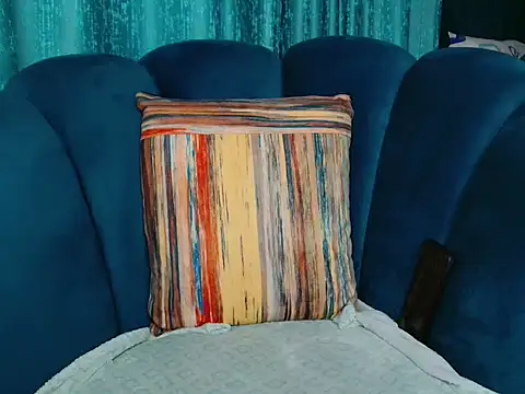 creamiestcouple online show from December 2025 05:26:02 AM