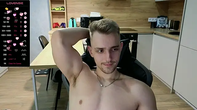 Snapshot of Larstar01 chatting on February 2025 07:29:01 PM Larstar01 online show from February 2025 07:29:01 PM