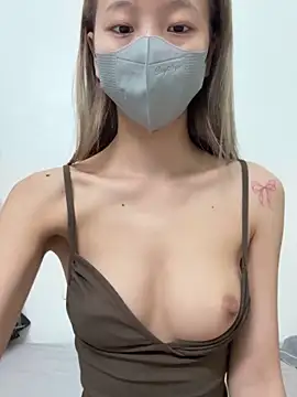 Lucy-Gold online show from March 2026 12:20:01 PM