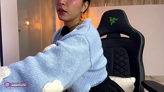 MarianaBranzz online show from June 2026 12:04:01 AM