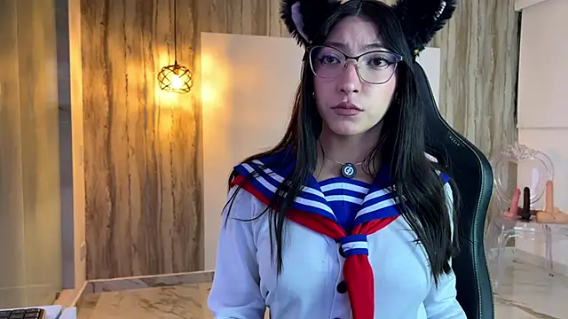 MarianaBranzz online show from June 2026 11:57:02 PM