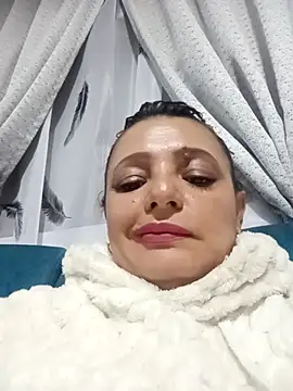 Emily0215 online show from February 2026 11:42:02 PM