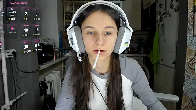  Nika Kik online show from February 2026 08:15:01 PM