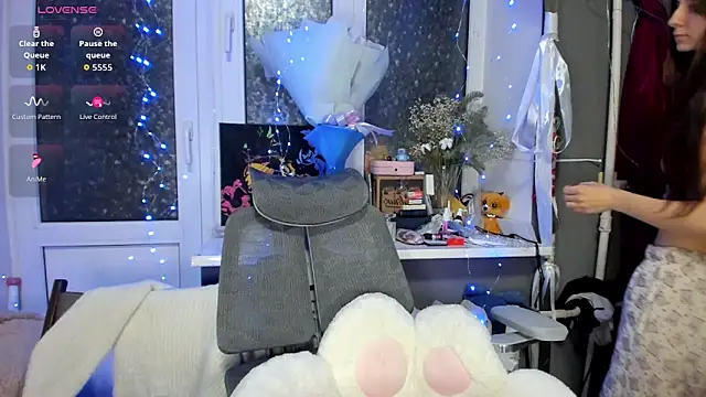  Nika Kik online show from March 2026 06:47:01 PM