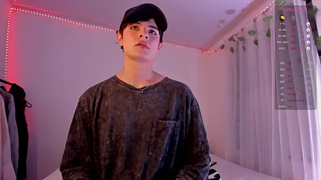 Snapshot of ianstar_599 chatting on December 2024 10:41:02 PM ianstar 599 online show from December 2024 10:41:02 PM