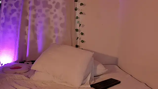 Snapshot of ianstar_599 chatting on September 2025 03:17:01 PM ianstar 599 online show from September 2025 03:17:01 PM