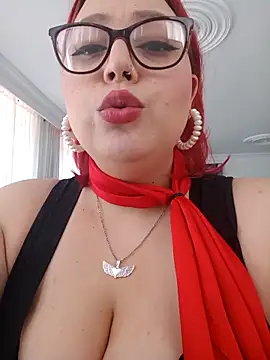 Blair Elliss online show from November 2025 07:02:02 PM