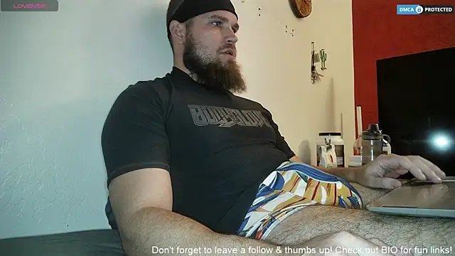 dikdowndaddy online show from April 2026 06:03:02 PM