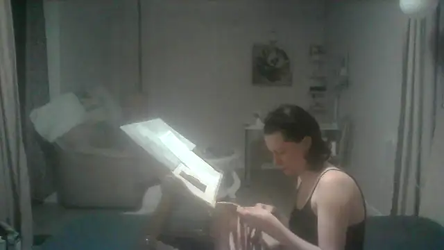 SunElizabeth online show from April 2026 04:15:02 PM