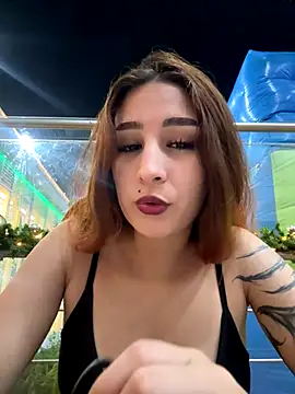 Snapshot of Mon_Cherry chatting on January 2026 01:30:01 AM Mon Cherry online show from January 2026 01:30:01 AM