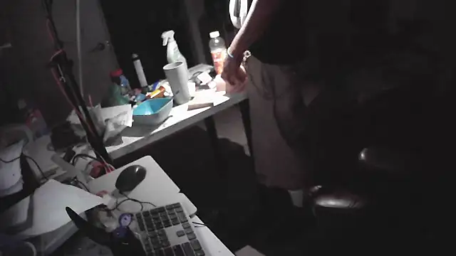 dickieshomieATX online show from June 2026 02:33:02 AM