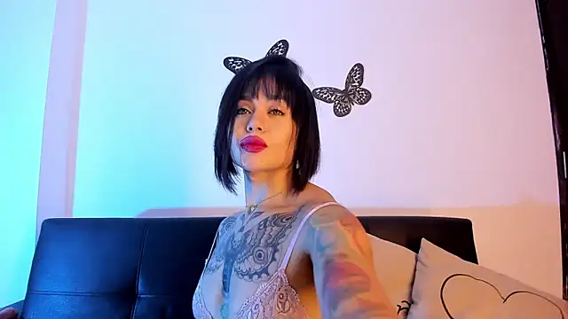 Snapshot of Miiel_rosa chatting on March 2025 01:17:02 PM Miiel rosa online show from March 2025 01:17:02 PM