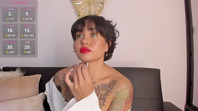 Snapshot of Miiel_rosa chatting on November 2025 10:14:02 AM Miiel rosa online show from November 2025 10:14:02 AM