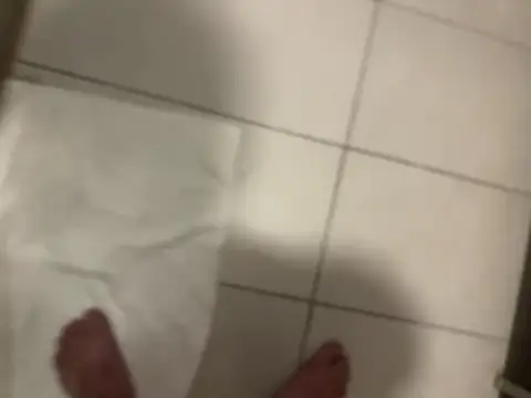 fatbelly112 online show from December 2024 01:32:02 PM