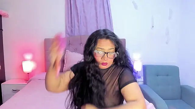 Snapshot of Latinabombsheell chatting on January 2026 04:15:01 AM Latinabombsheell online show from January 2026 04:15:01 AM