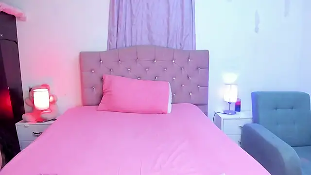 Snapshot of Latinabombsheell chatting on February 2026 06:50:01 AM Latinabombsheell online show from February 2026 06:50:01 AM