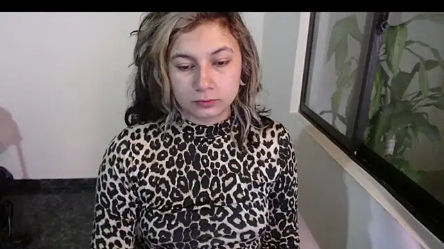 Snapshot of mailer_parsonss chatting on November 2025 05:12:01 PM mailer parsonss online show from November 2025 05:12:01 PM