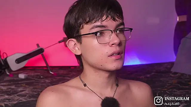 Angelo 018 online show from November 2025 12:27:01 PM