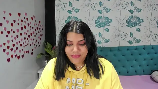 LindaBreeS online show from February 2025 07:33:01 PM