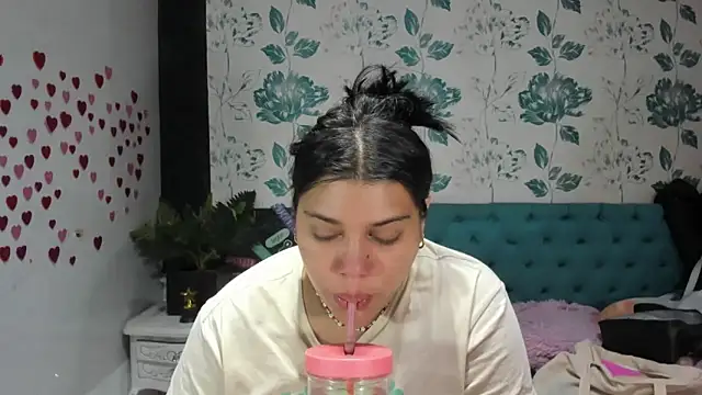 LindaBreeS online show from March 2025 02:33:02 PM