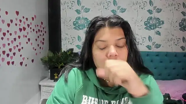 LindaBreeS online show from March 2025 05:57:01 PM