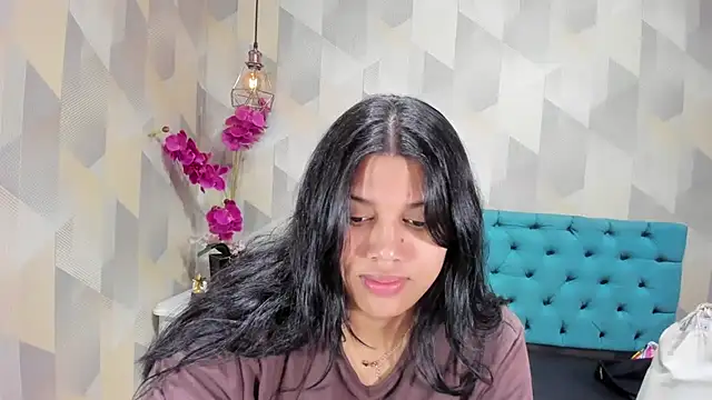 LindaBreeS online show from September 2025 02:22:01 PM