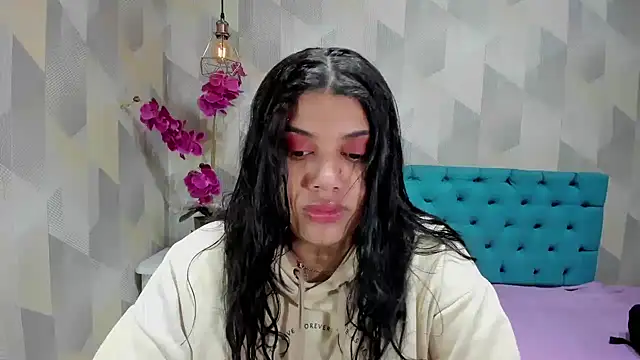 LindaBreeS online show from October 2025 02:17:02 PM