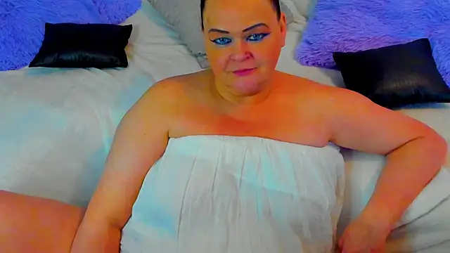 Snapshot of MilanaBiegert chatting on March 2025 07:38:02 PM MilanaBiegert online show from March 2025 07:38:02 PM