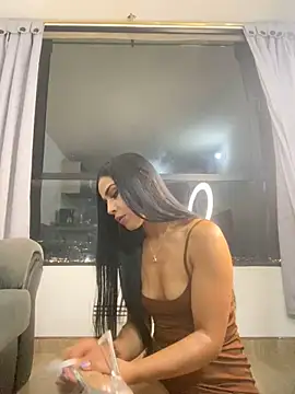 Snapshot of Nikothyna chatting on December 2024 03:47:02 AM Nikothyna online show from December 2024 03:47:02 AM